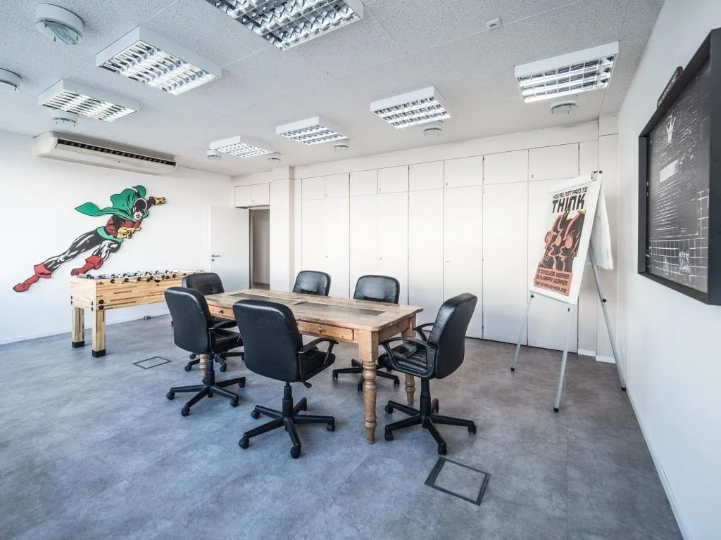 Domizil Apollo, Besprechungsraum für 6 Personen, Köln