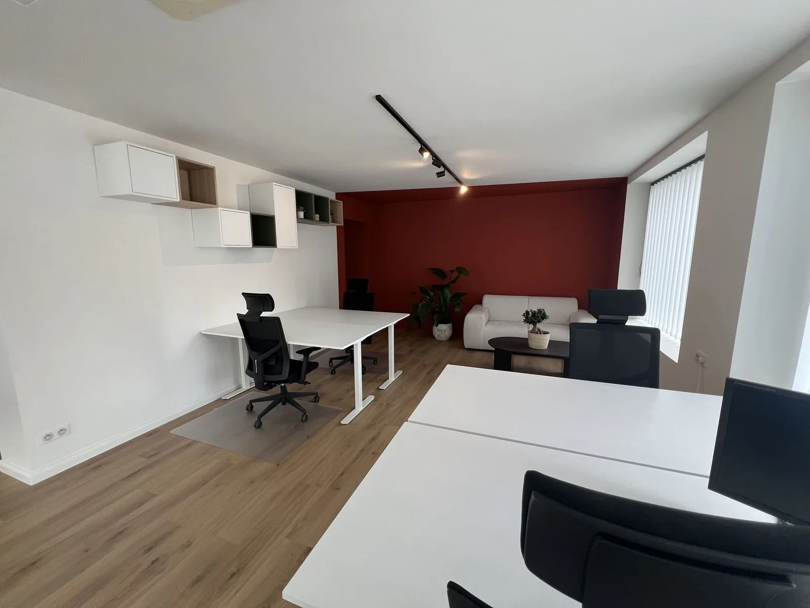 Dottwork, Private office, 4 desks, Mouscron