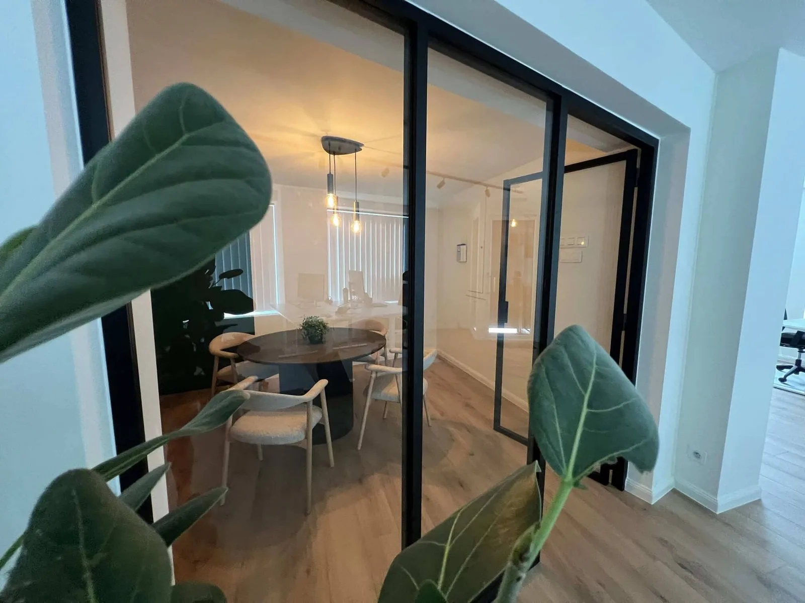 Dottwork, Meeting room for 4 people, Mouscron