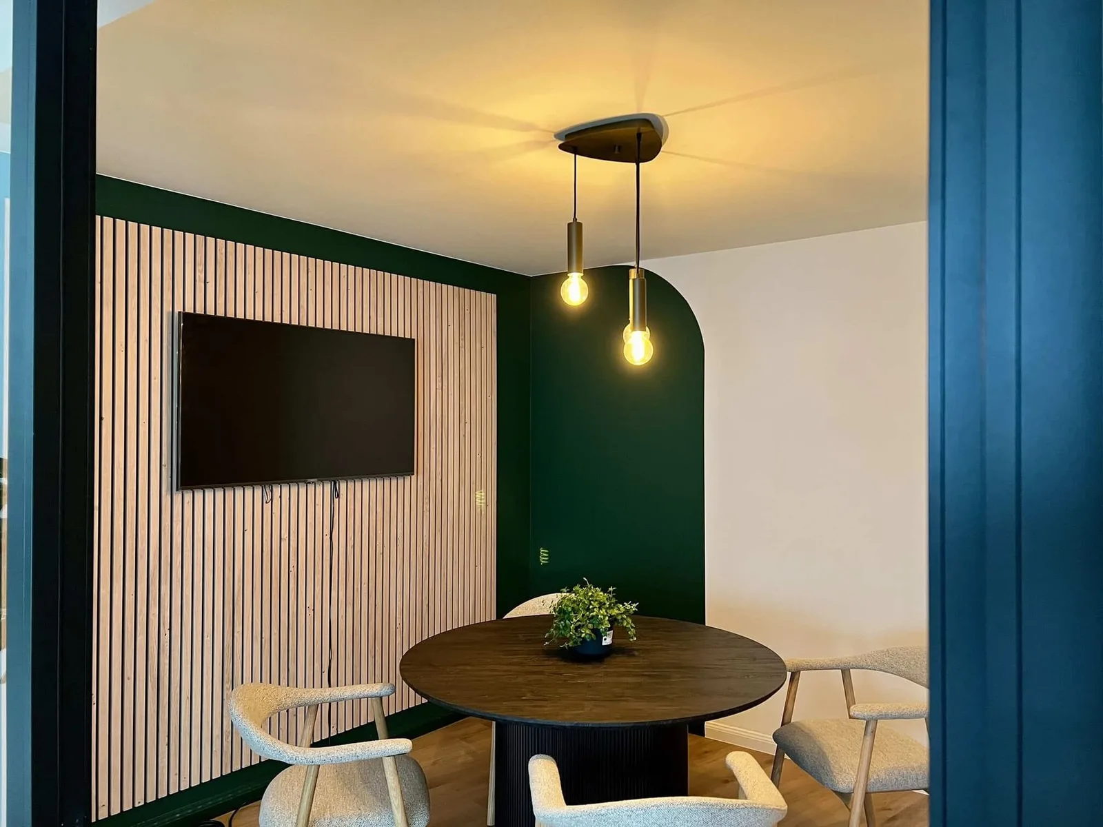 Dottwork, Meeting room for 4 people, Mouscron