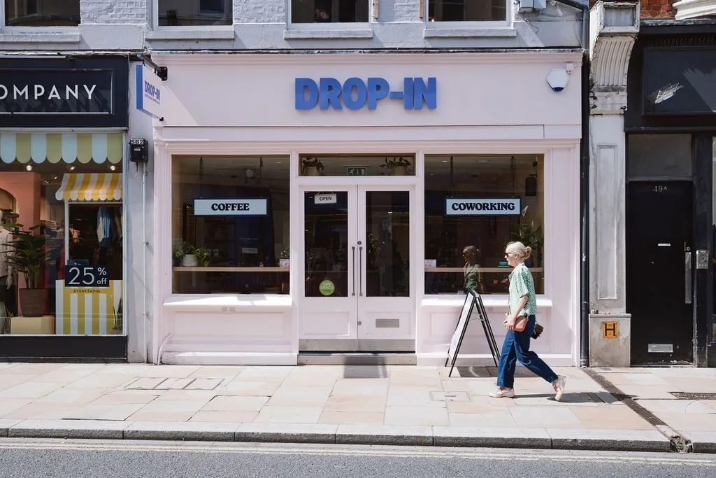 Drop-in Richmond, Façade, Londres