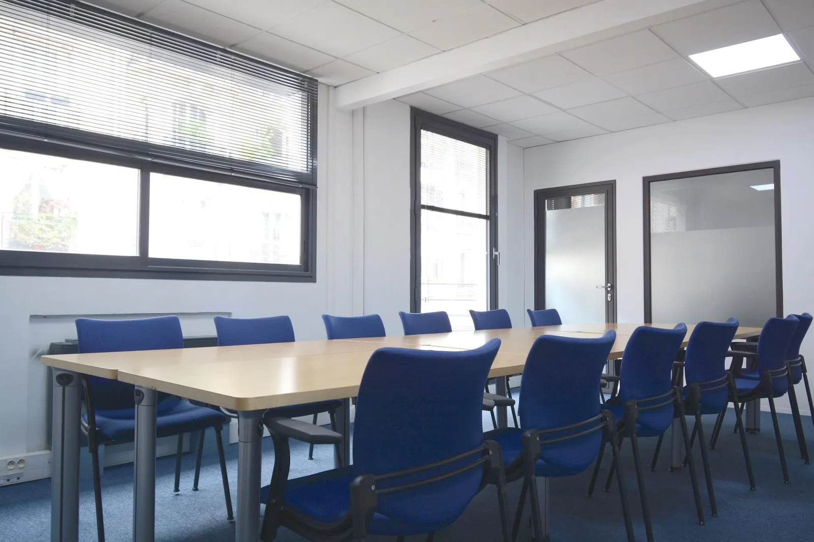 Dupleix Office Desaix, Salle de réunion 12 personnes, Paris 15e