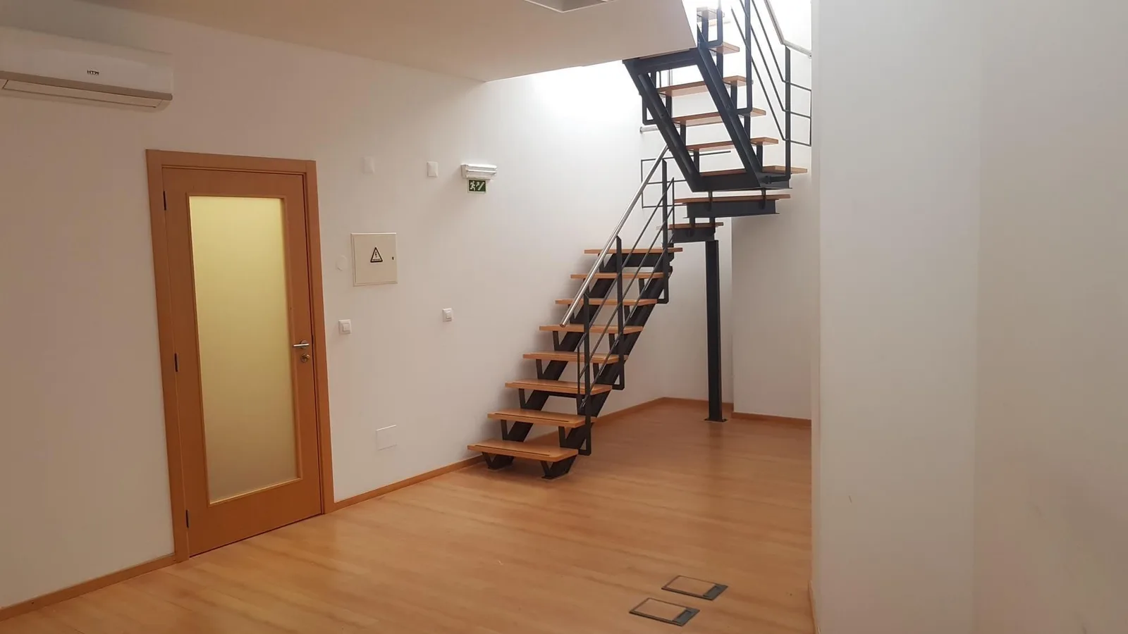 Duplex Office Center, Coworking, Corroios