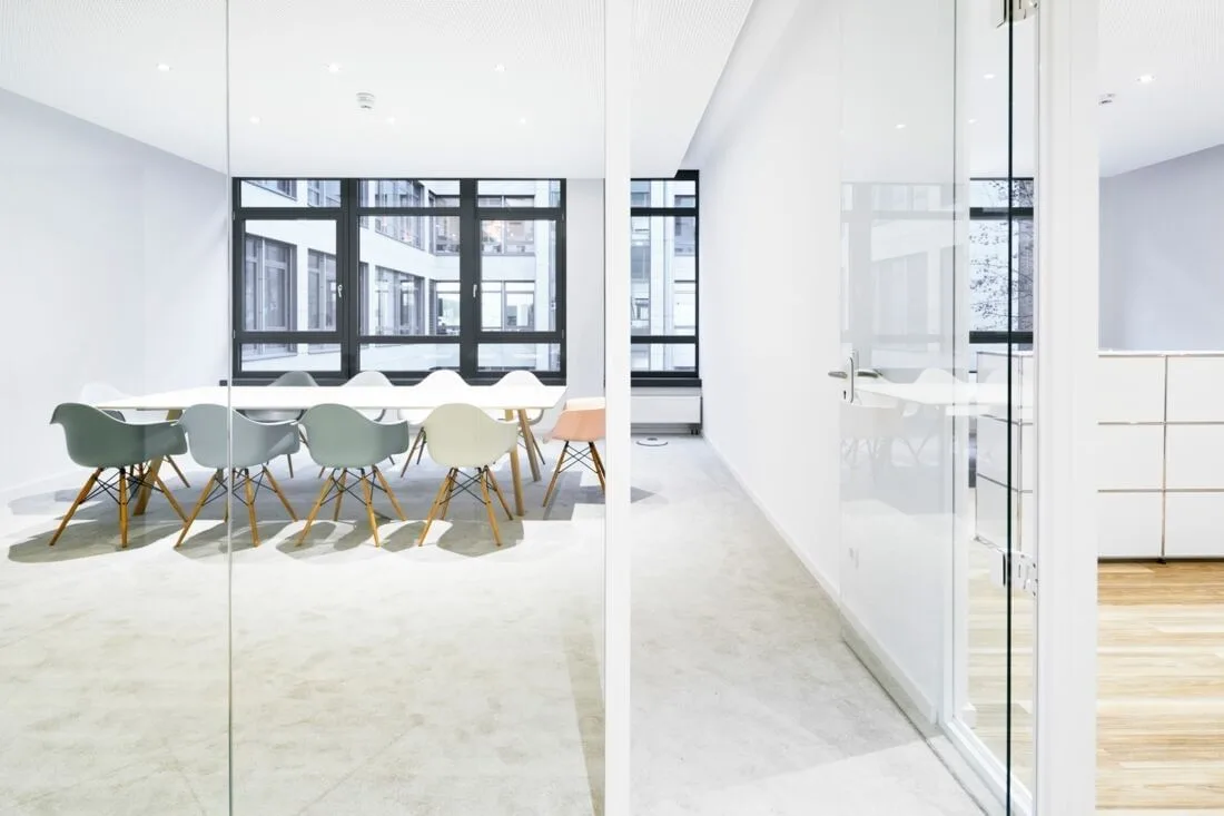 Eastend Offices, Meeting room for 12 people, Frankfurt am Main