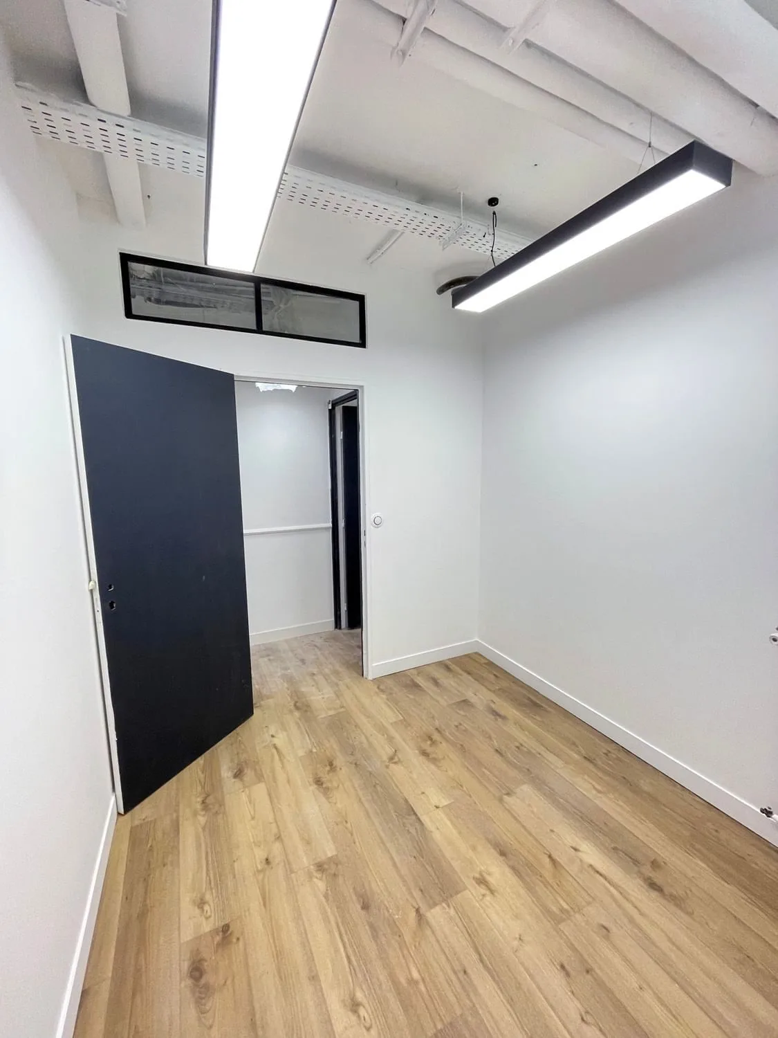 Easy Business, Private office, Montreuil