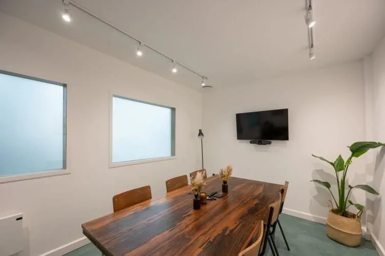 Eat Work Art - Hackney Downs Studios, Meeting room for 6 people, London