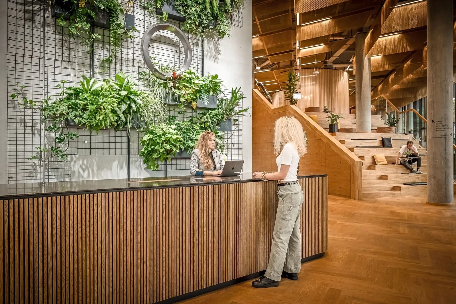 EDGE Workspaces Grand Central, Reception, Berlin