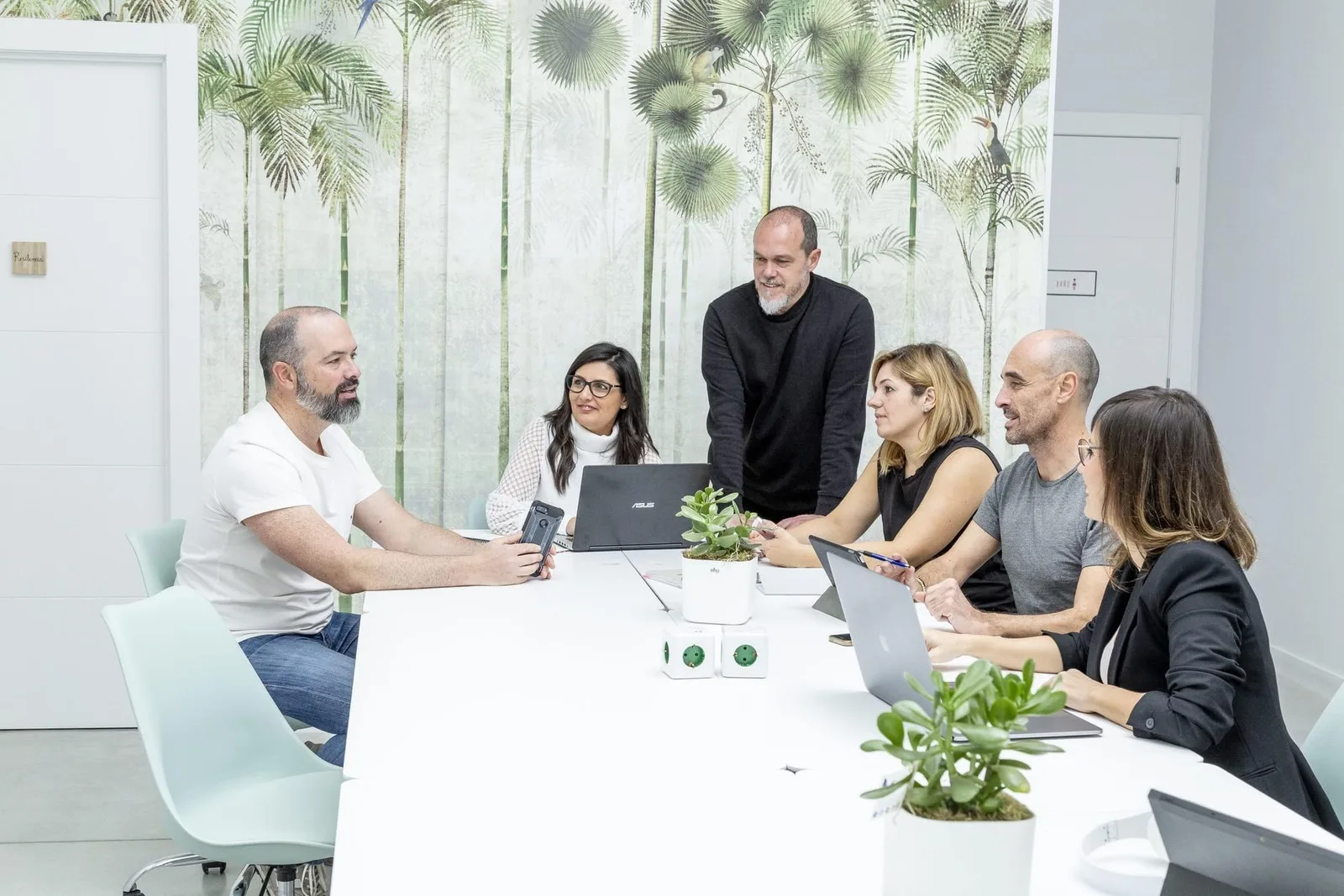 Elche Coworking, Sala de reuniones para 6 personas, Elx