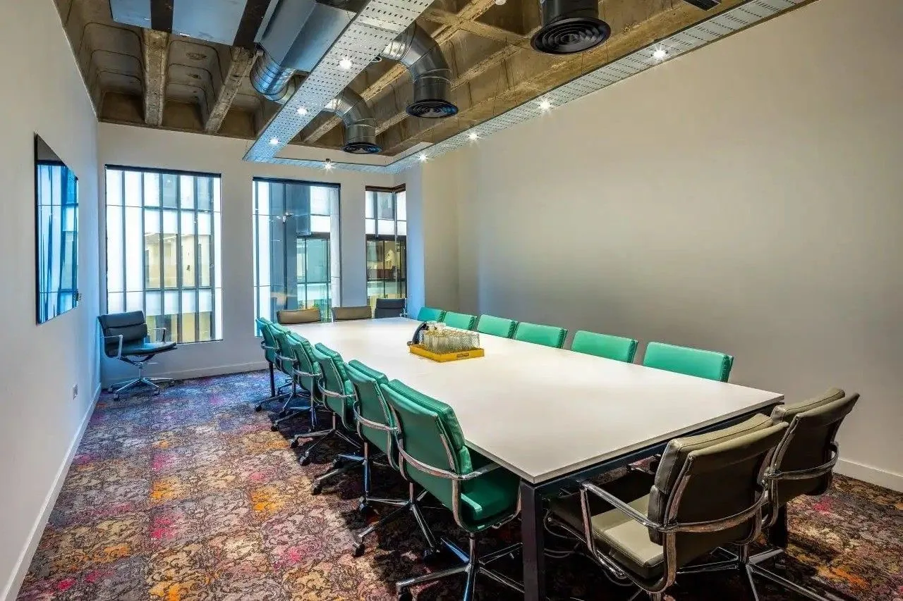 Elementa Workspace - 30 Dukes Place, Meeting room for 14 people, London