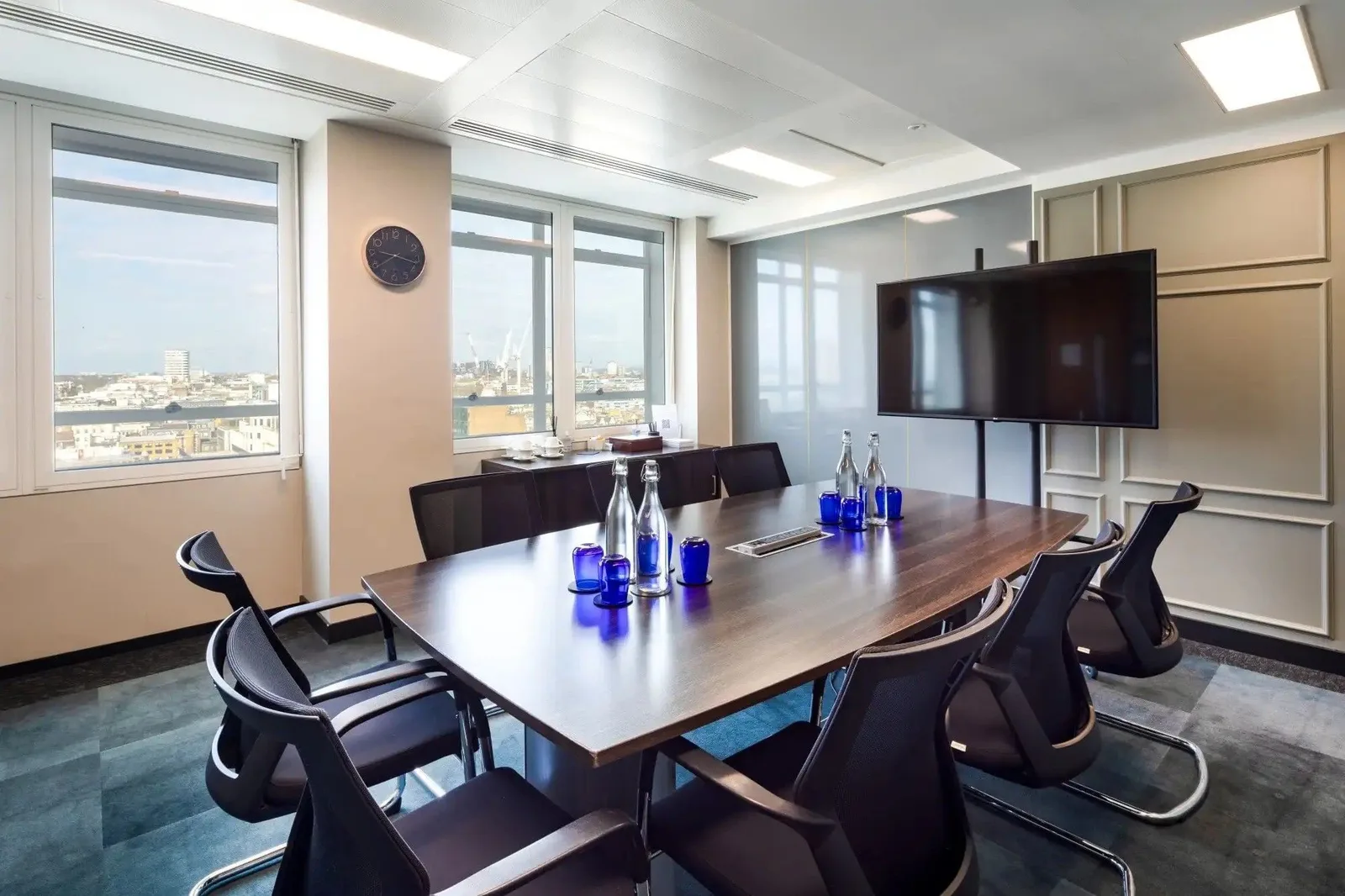 Elementa Workspace - 33 Cavendish Square, Meeting room for 8 people, London