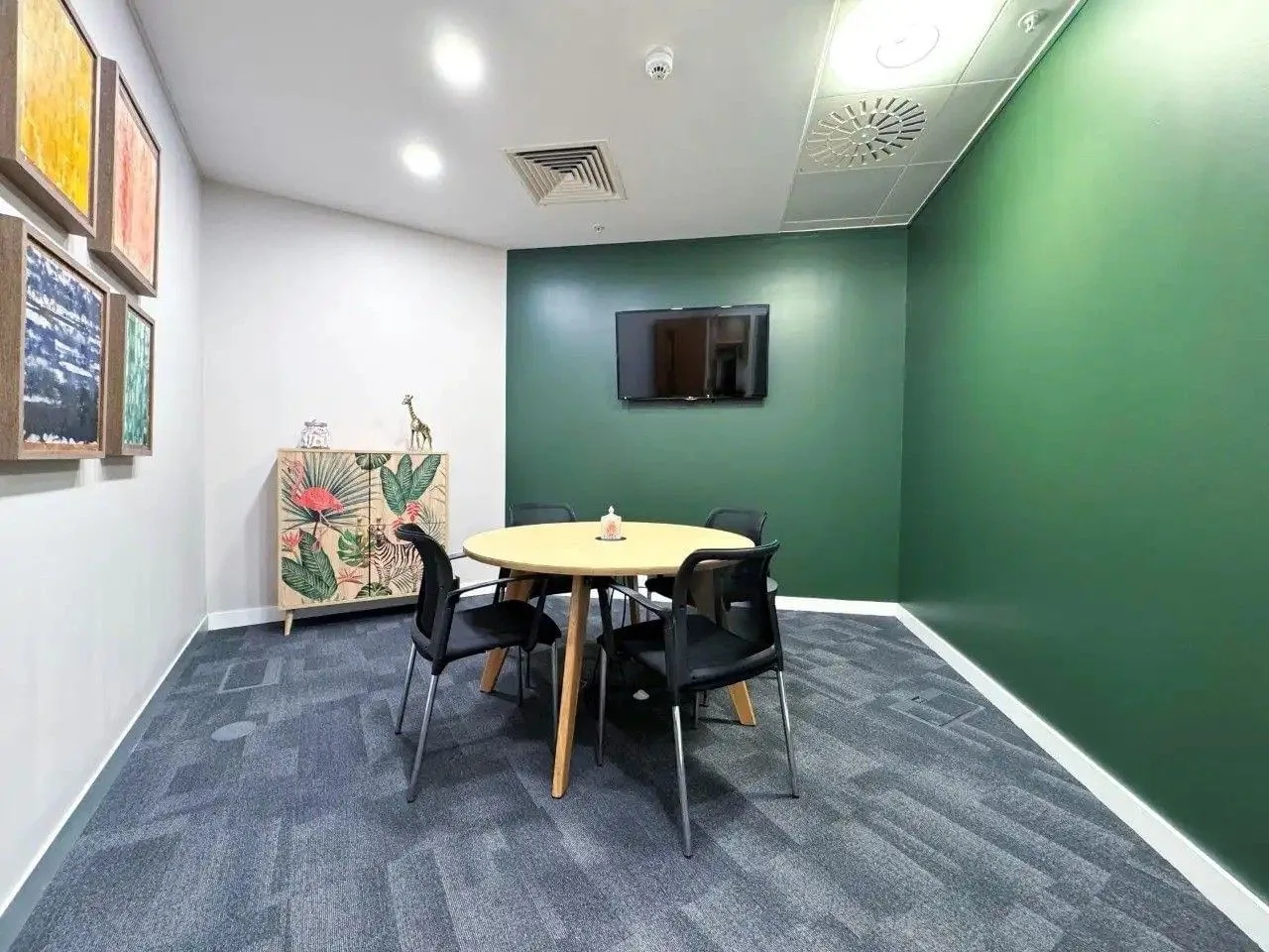 Elementa Workspace - Chancery Place, Meeting room for 5 people, Manchester