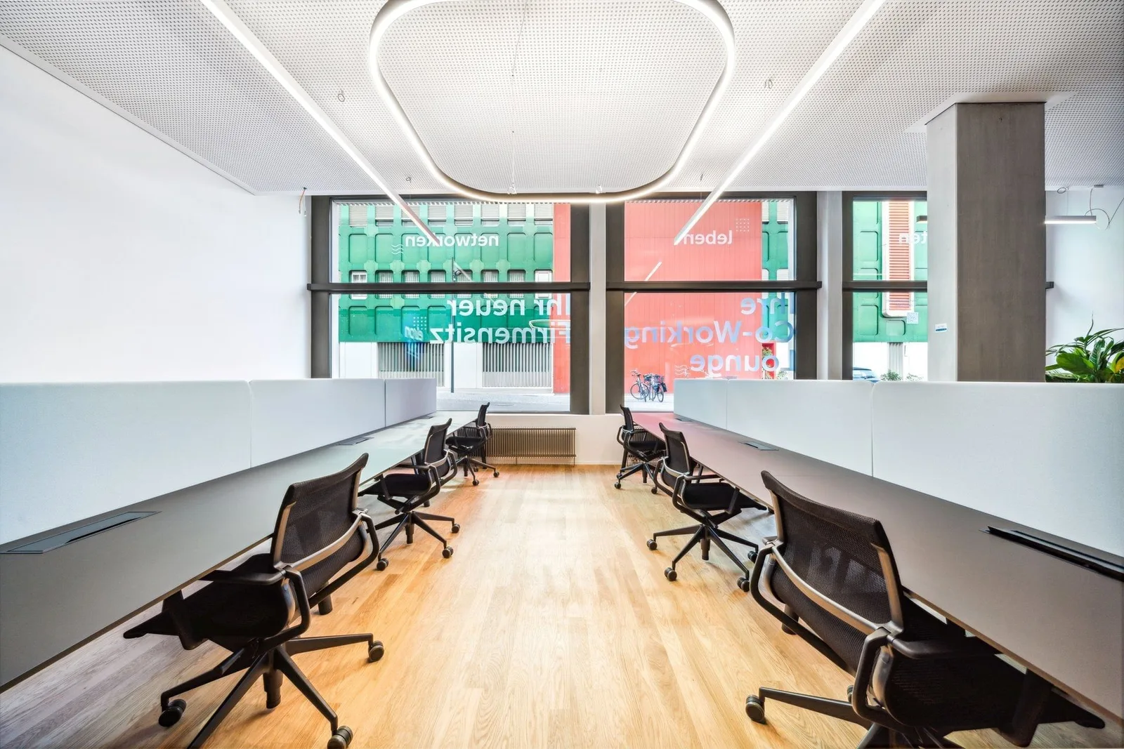 Elron Club, Open-plan office, Lucerne