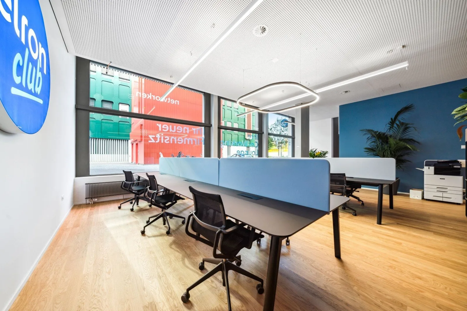 Elron Club, Open-plan office, Lucerne