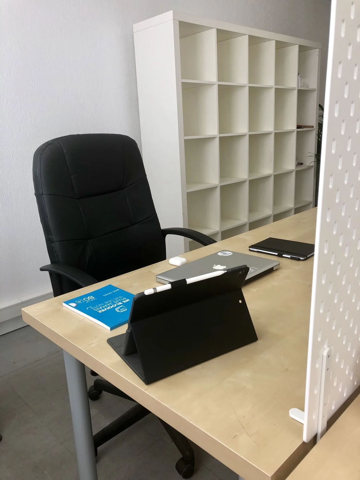 L'esca-LAB, Privatbüro mit 1 Arbeitsplatz, La Garde