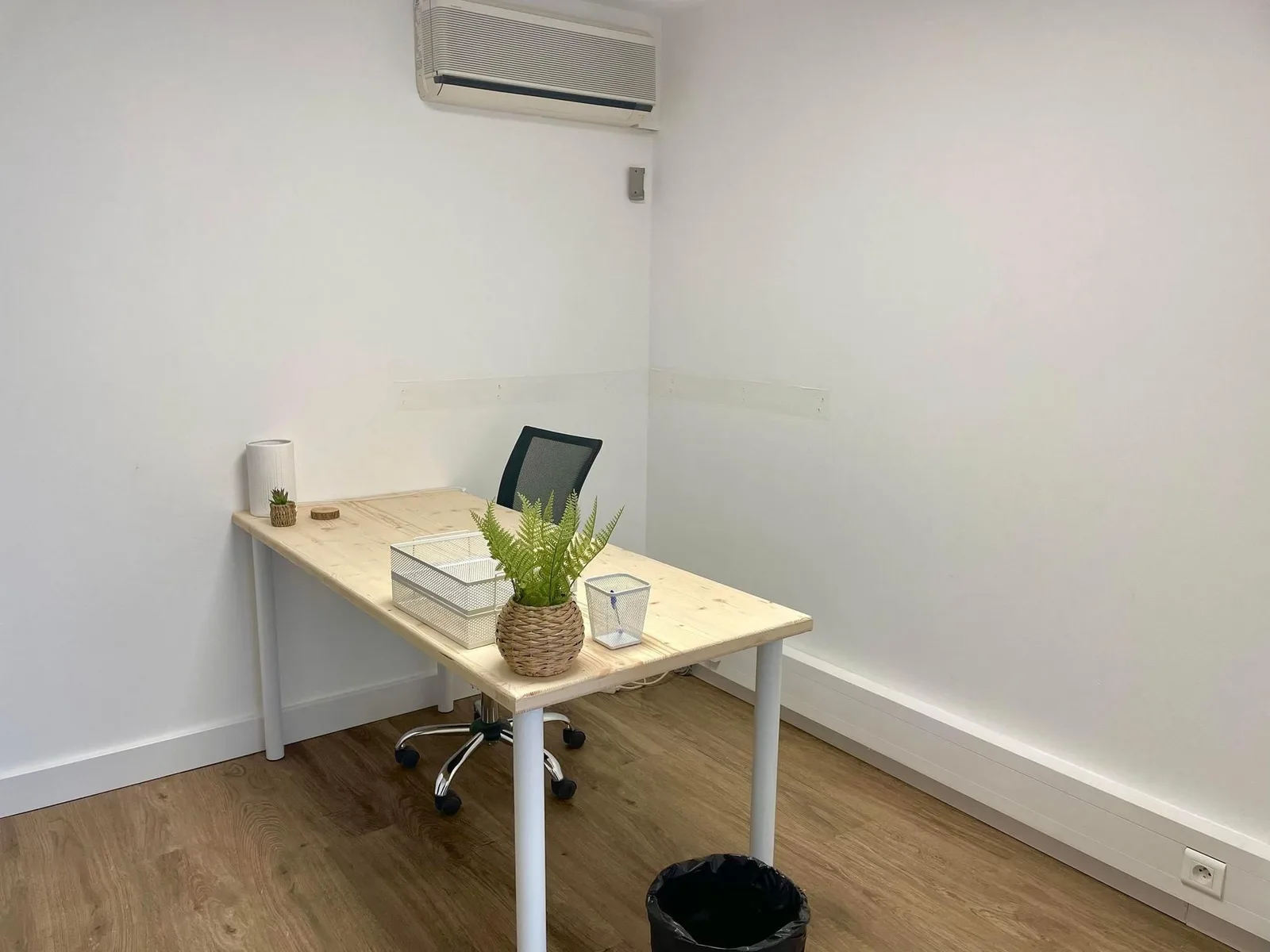 Espace 365, Privatbüro mit 1 Arbeitsplatz, Castries
