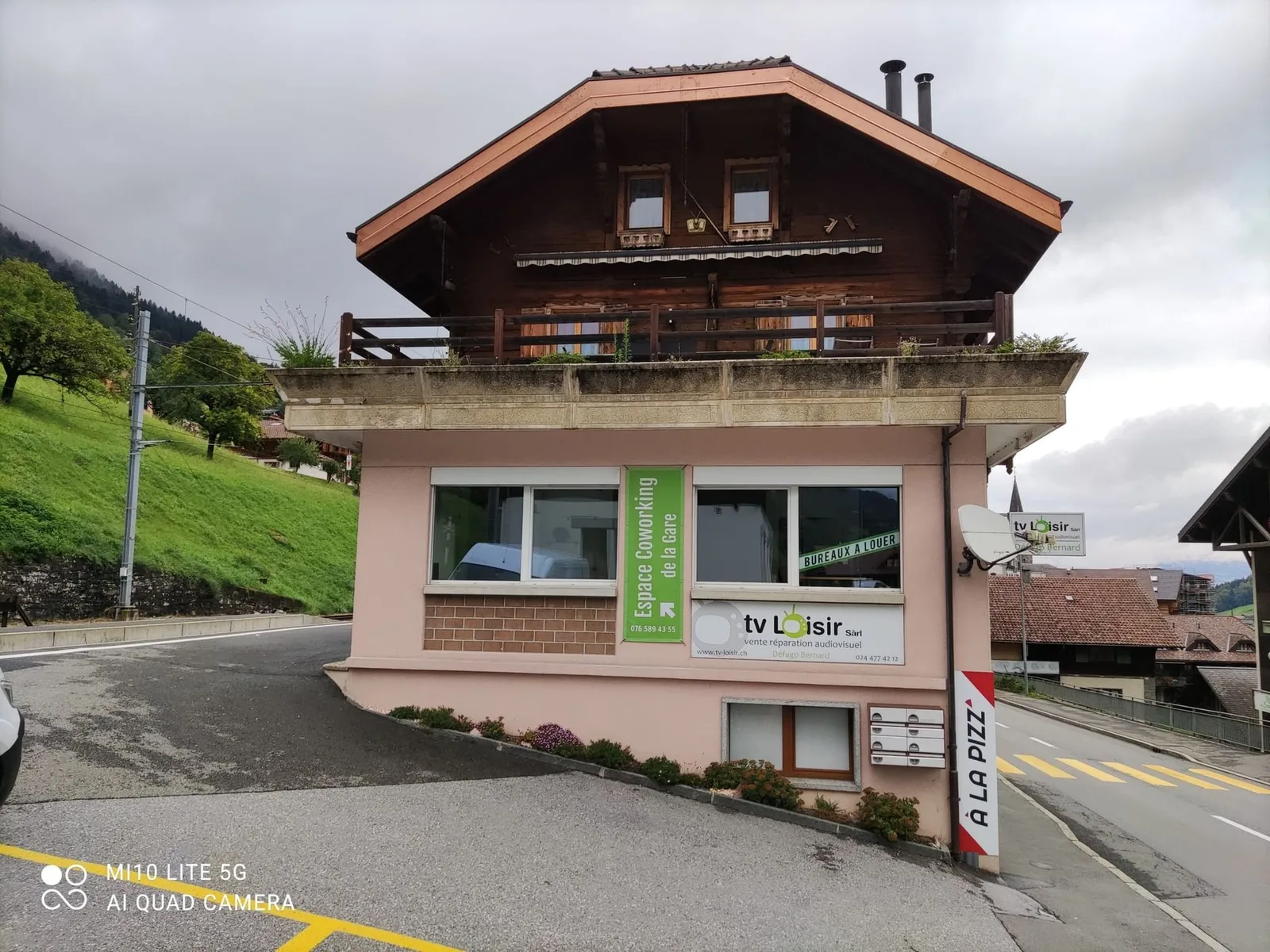 Espace coworking de la Gare, Building facade, Troistorrents