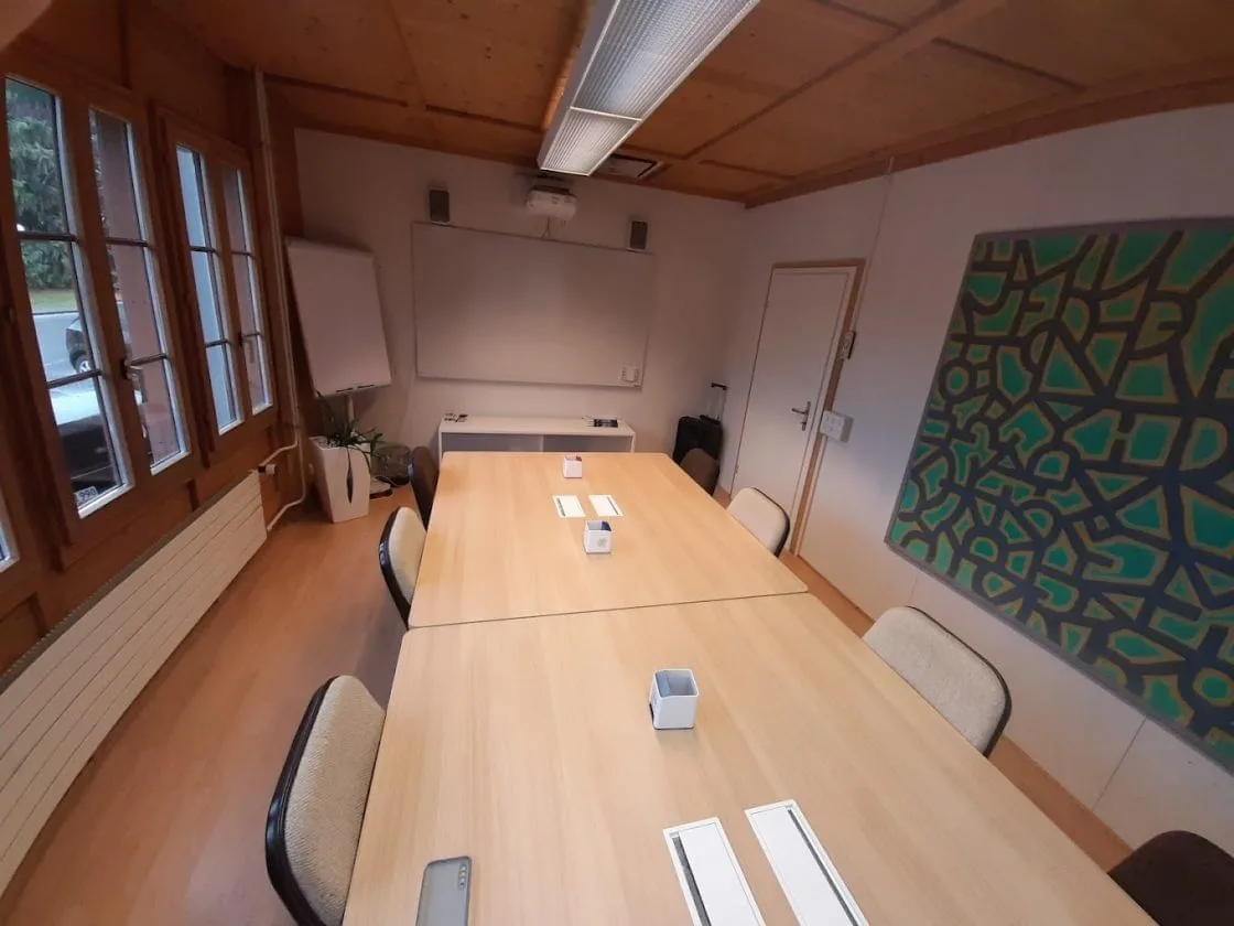 Espace Création, Salle de réunion 8 personnes, Sion