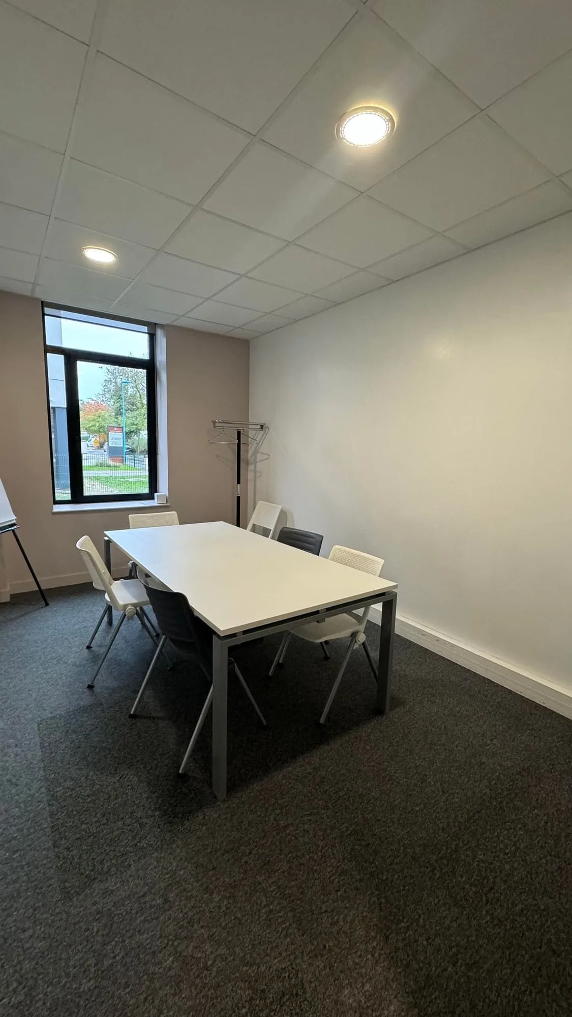 Espace Florentin, Salle de réunion 6 personnes, Dardilly