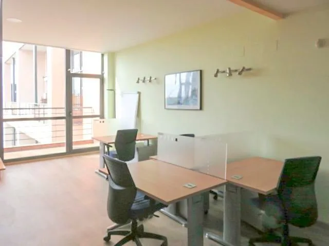 Espacio Coworking Trescantos, Despacho privado con 3 puestos, Tres Cantos