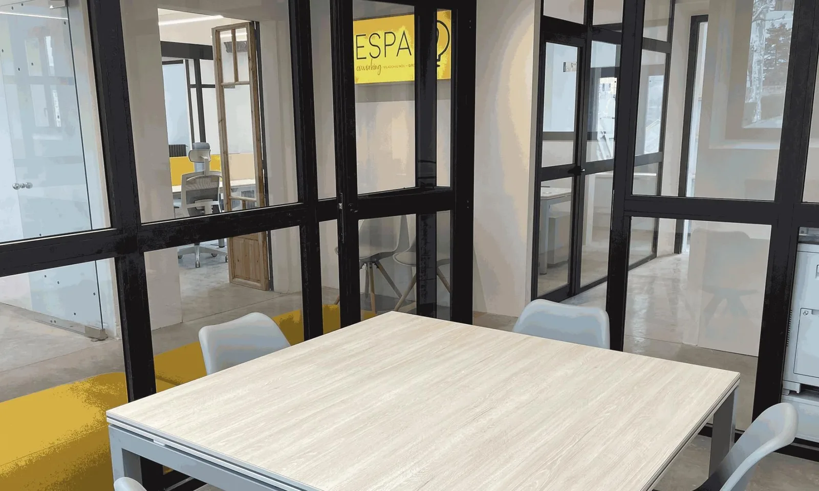 Espai 9, Sala de reuniones para 4 personas, Viladomiu Nou