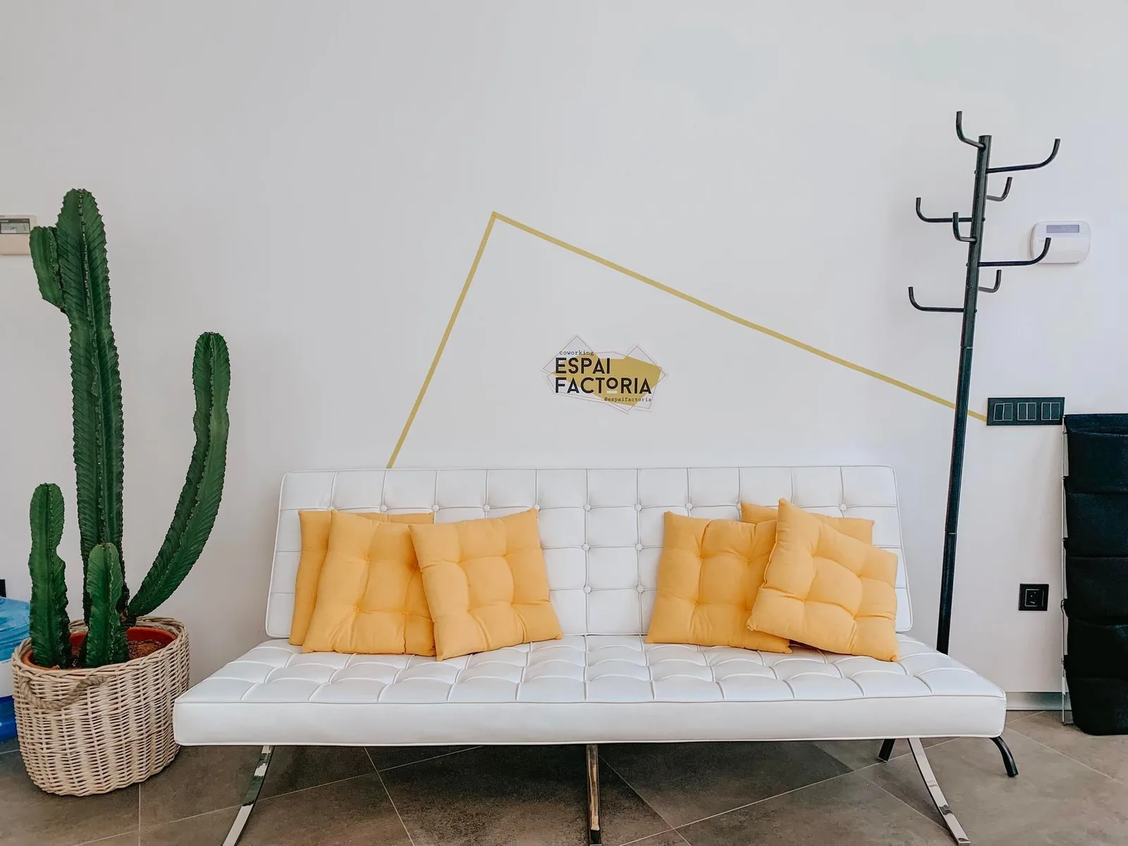 Espai Factoria Flat, Lounge, Reus