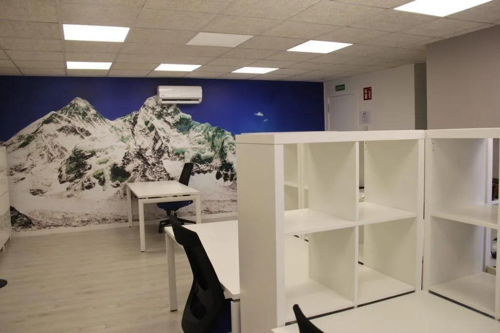 Espai T, Escritório privativo com 3 postos, Taradell