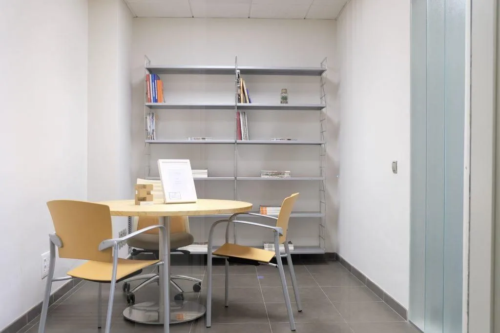 Espais Cruïlla, Sala de reuniones para 3 personas, El Vendrell