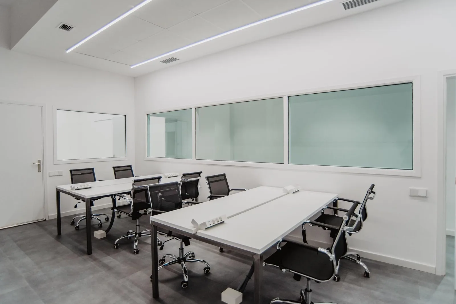 Estudi Coworking, Despacho privado con 8 puestos, Terrassa