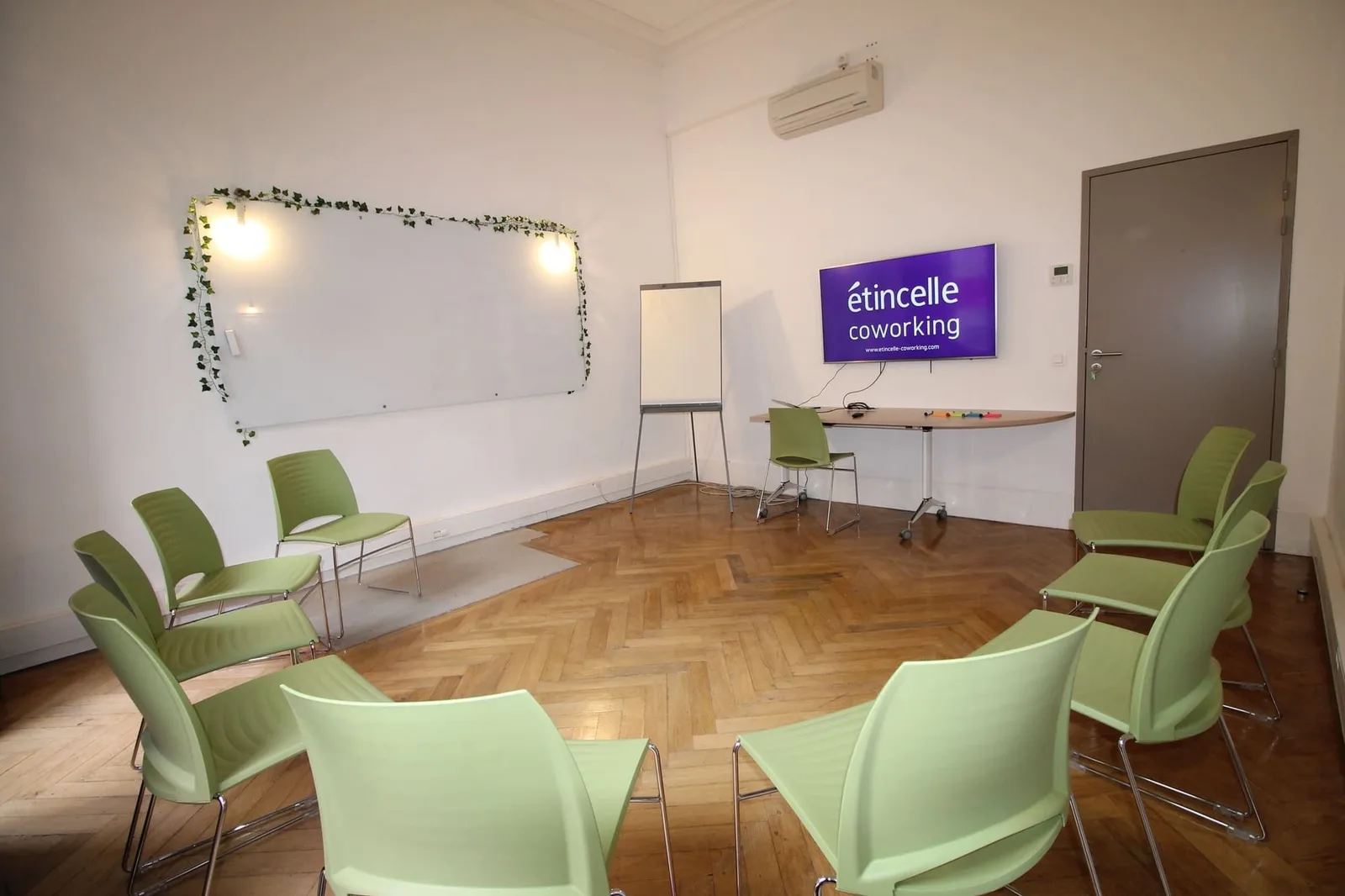 Etincelle Coworking Wilson, Training room for 11 people, Toulouse
