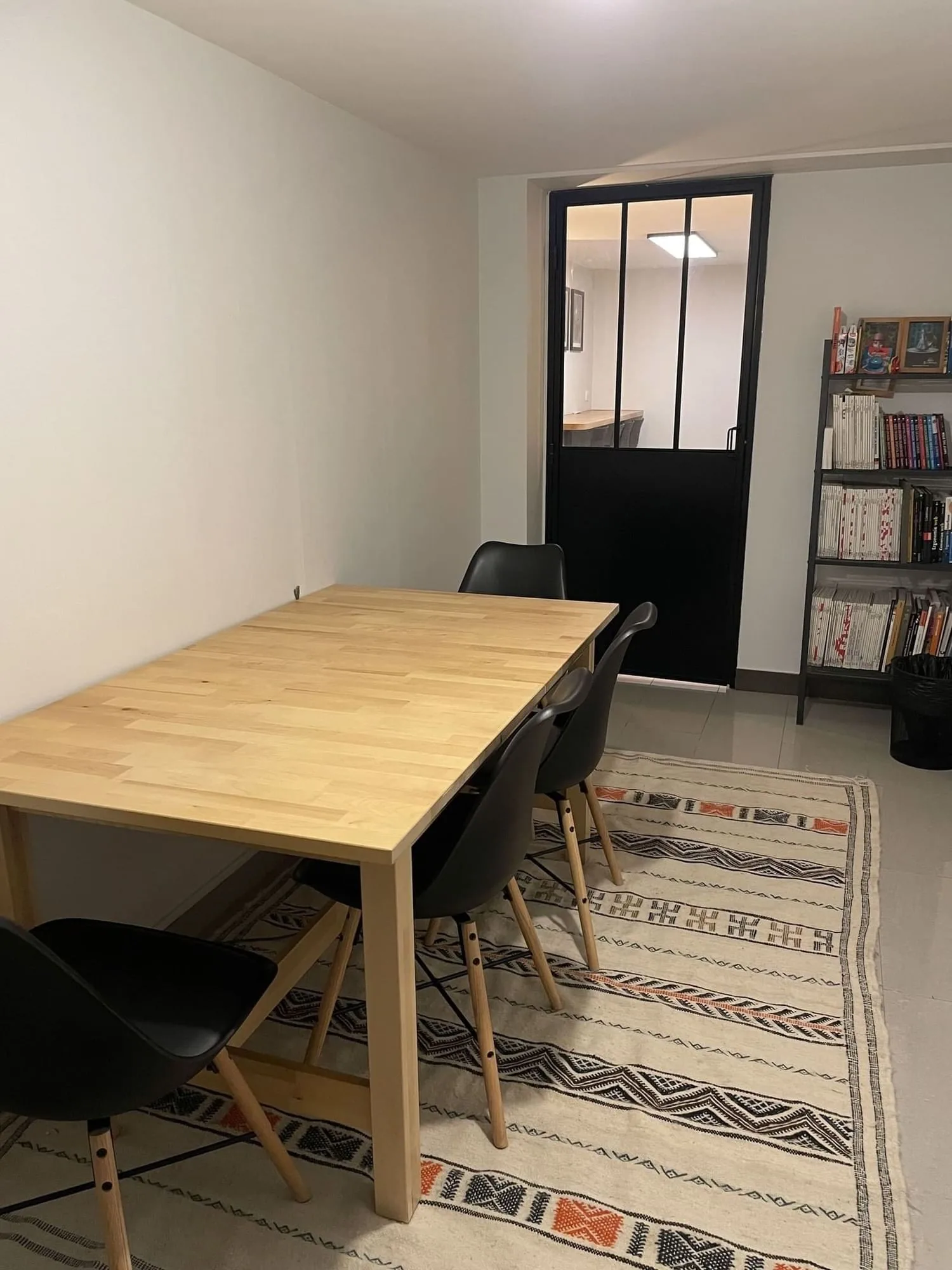 L’étrange fabrique, Meeting room for 4 people, Annecy