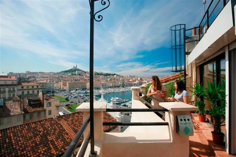 Euroburos Vieux Port, Terrasse und Außenbereich, Marseille 1er