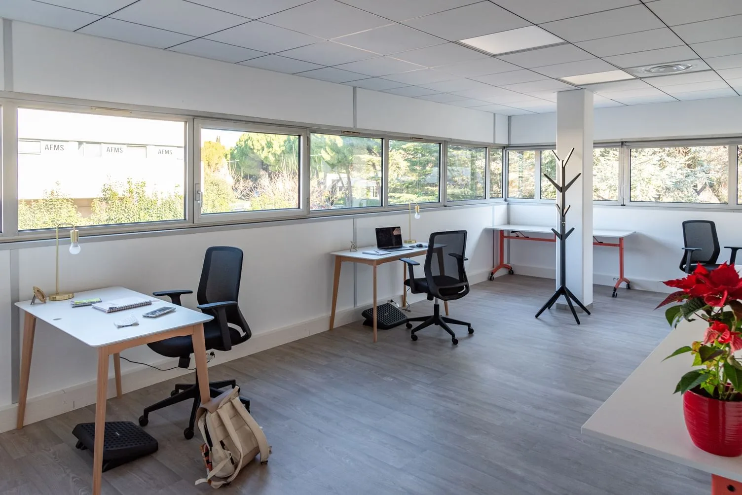 Evad'Espaces, Open-plan office, Nîmes
