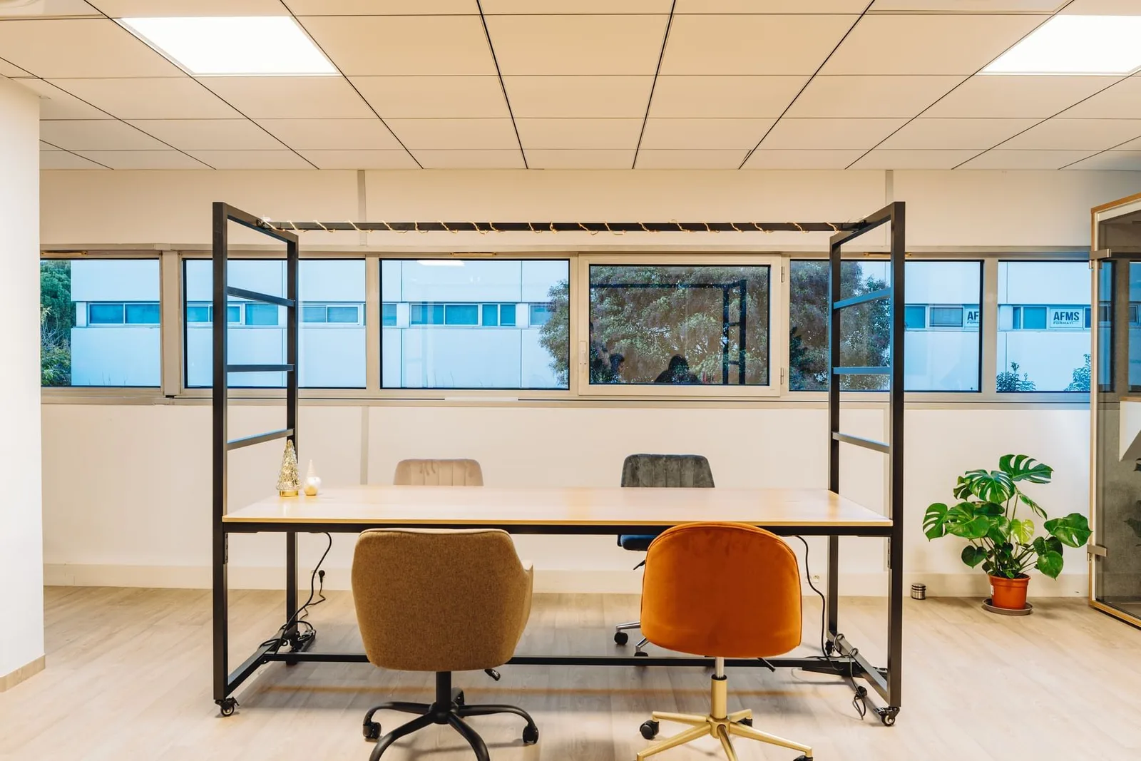 Evad'Espaces, Open-plan office, Nîmes