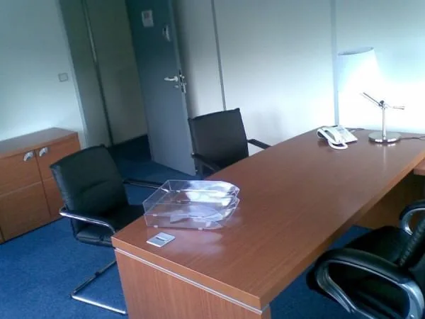 Excalibor, Privatbüro mit 1 Arbeitsplatz, Nantes