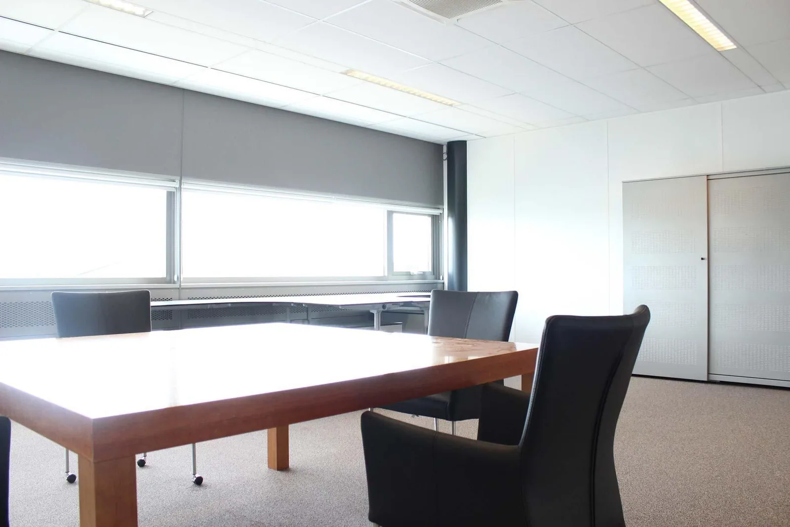 EXPODIUM, Meeting room for 4 people, Made