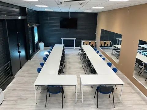 F5 Chenôve, Schulungsraum für 24 Personen, Chenôve