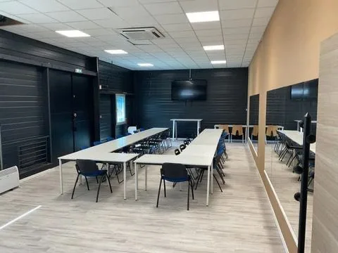 F5 Chenôve, Schulungsraum für 20 Personen, Chenôve