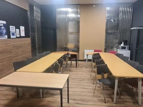 F5 Chenôve, Besprechungsraum für 16 Personen, Chenôve