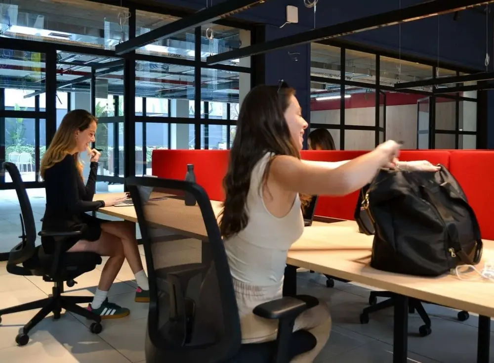 La Fabrica & Co Barcelona, Part Time, Barcelona