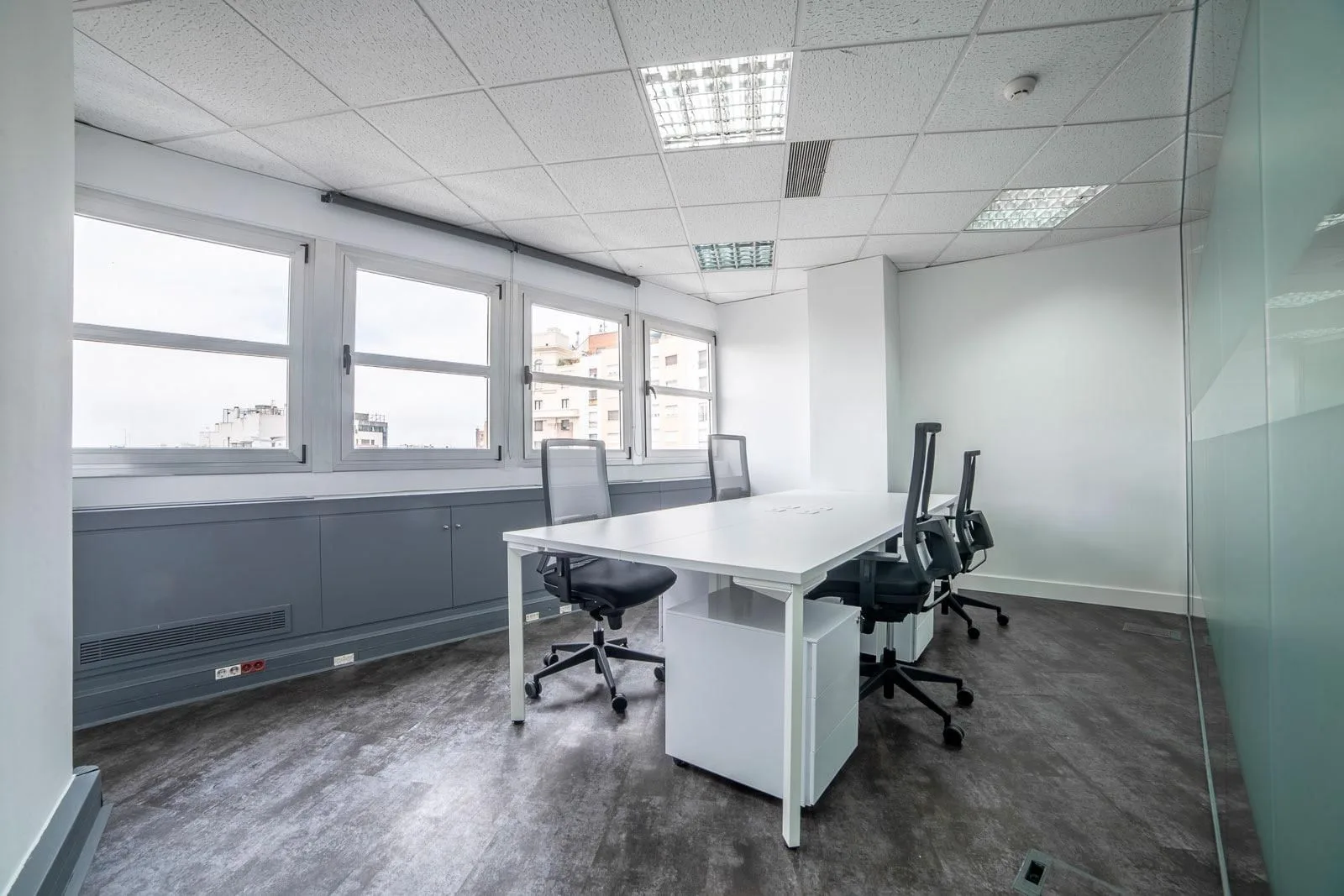 La Fábrica Cuatro Caminos, Private office, 4 desks, Madrid