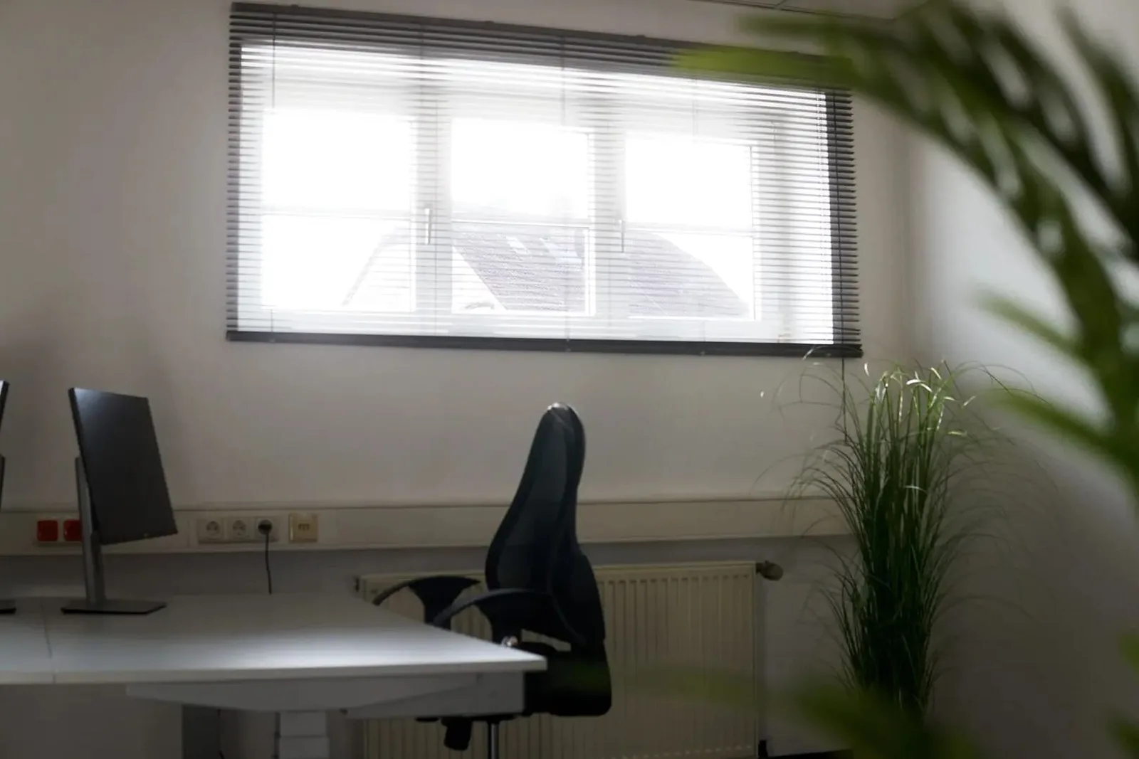Fabrico Herford, Private office, 1 desk, Herford