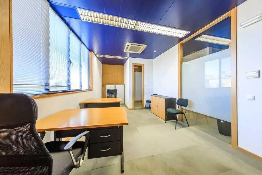 Faro Avenida, Bureau privatif 2 postes, Faro