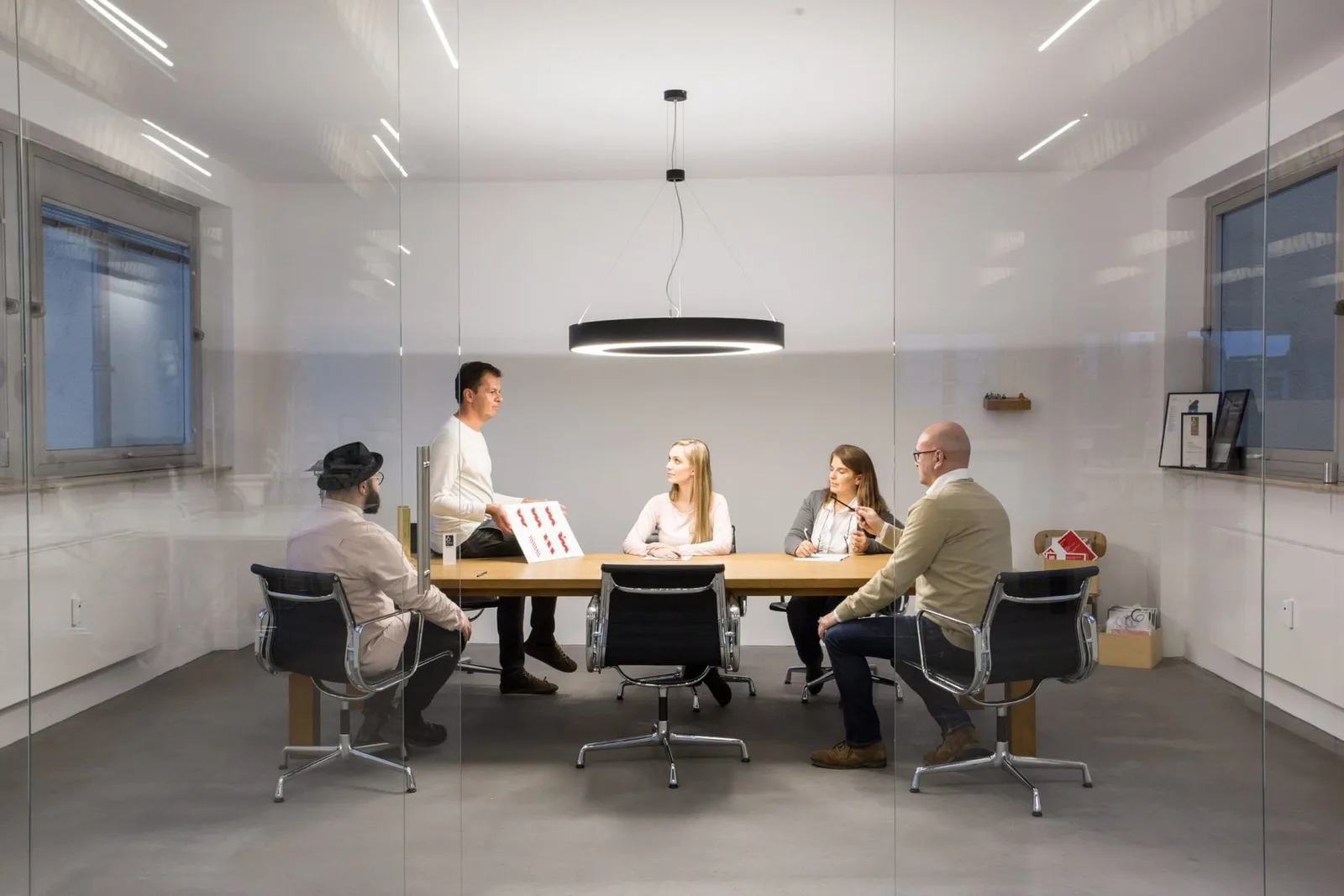 Fine German Spaces, Besprechungsraum für 6 Personen, Frankfurt am Main