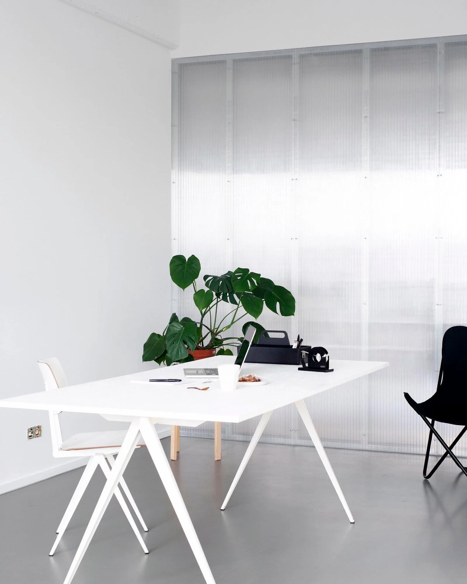 Firma Brussel, Private office, 2 desks, Brussels