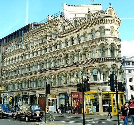 First Base Cannon Street, Façade, Londres