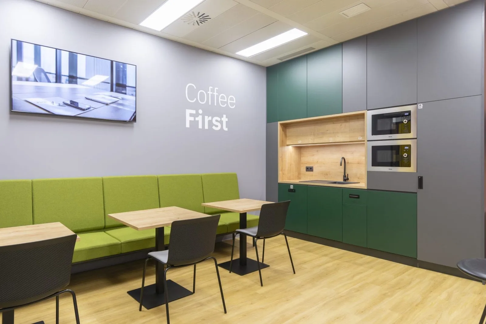 First Workplaces Castellana Abascal, Cozinha, Madrid