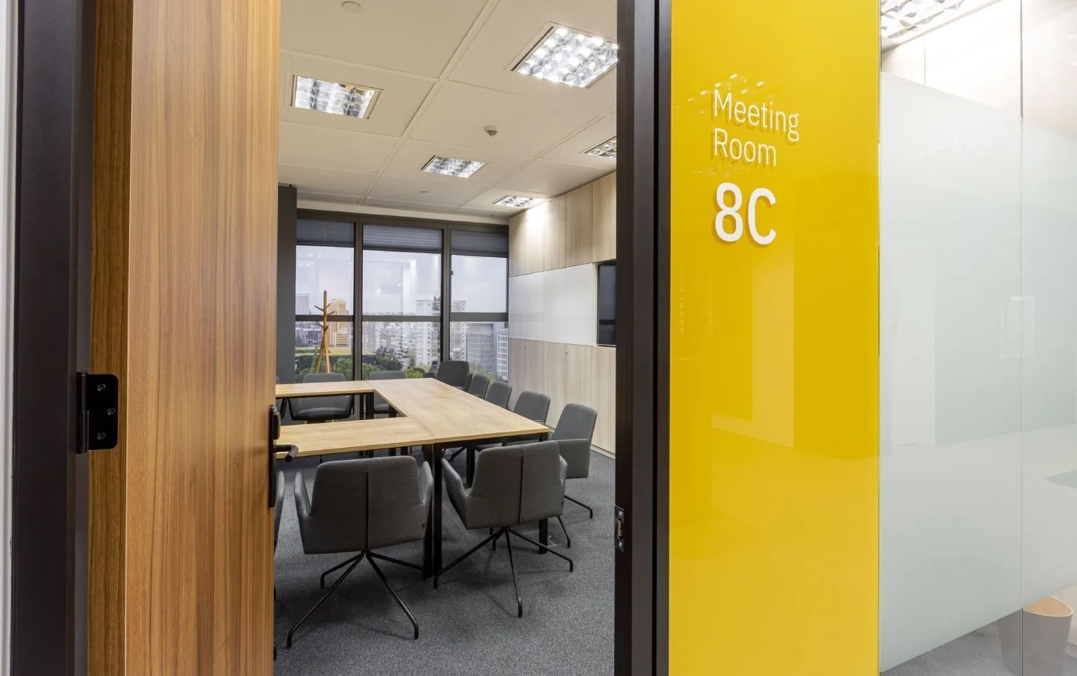 First Workplaces Plaza De Castilla, Salle de réunion 10 personnes, Madrid