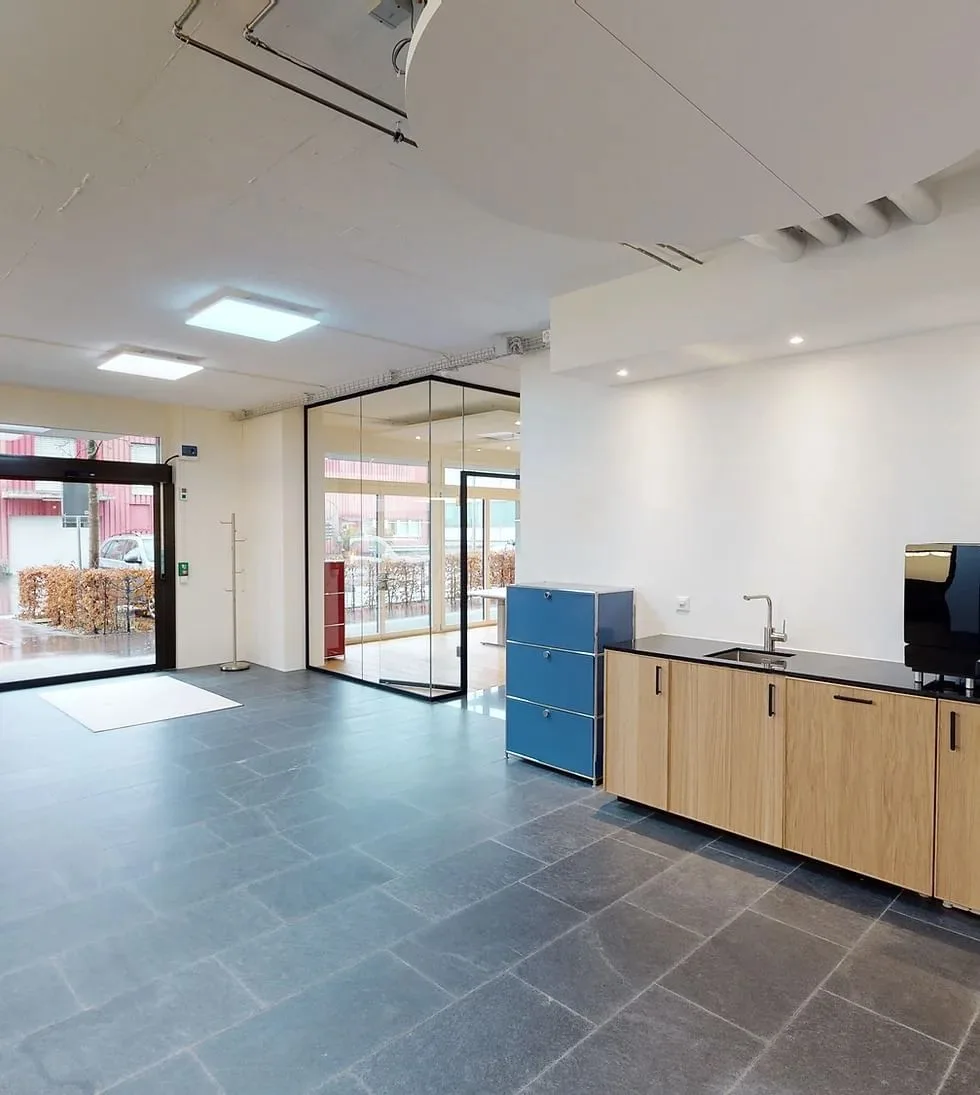 FirstOffice Business Center, Cuisine, Baar