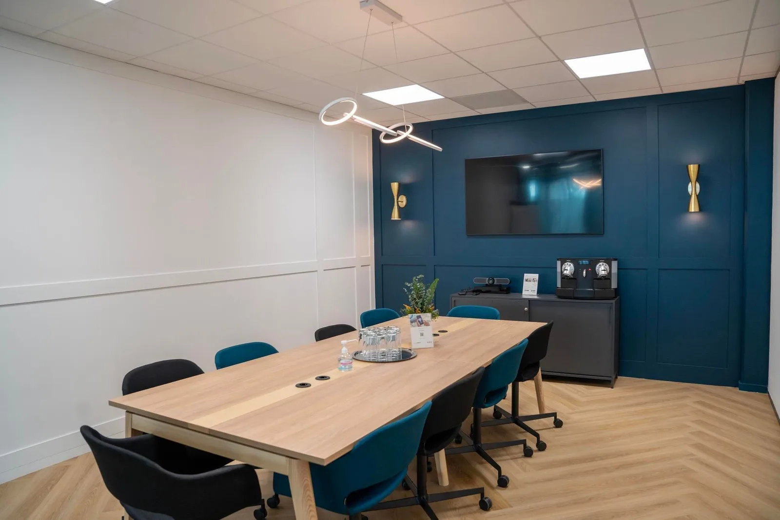 Flex-O Mérignac Aéroport, Meeting room for 8 people, Mérignac