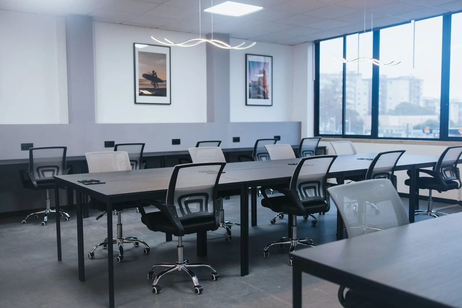 Fluir Office, Open-plan office, Almada